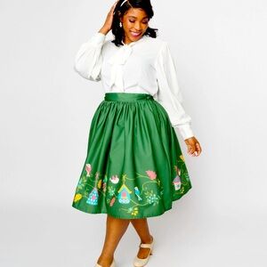 Unique vintage birdhouse print skirt